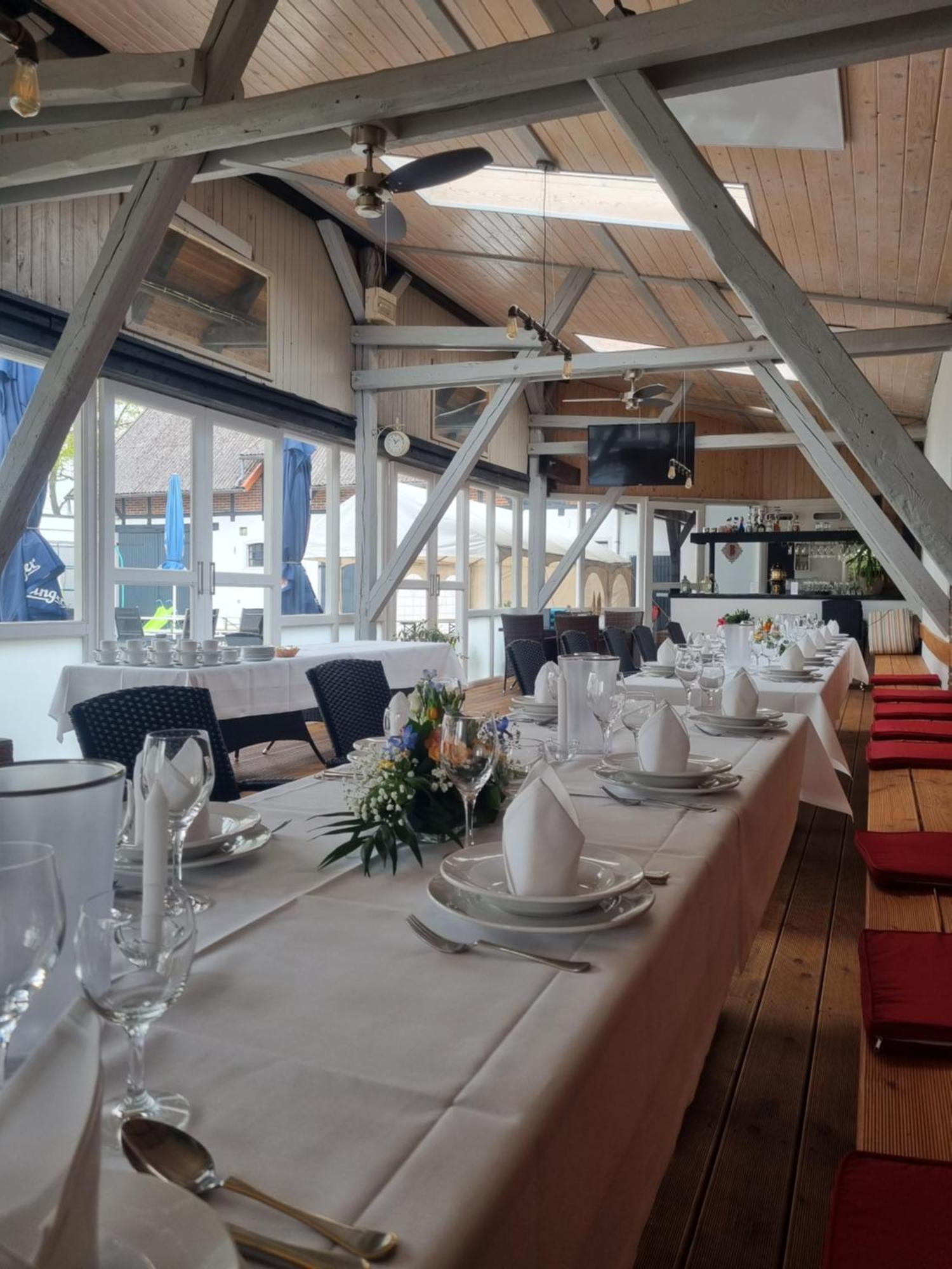 Bennetts Restaurant Und Hotel Wittingen ภายนอก รูปภาพ