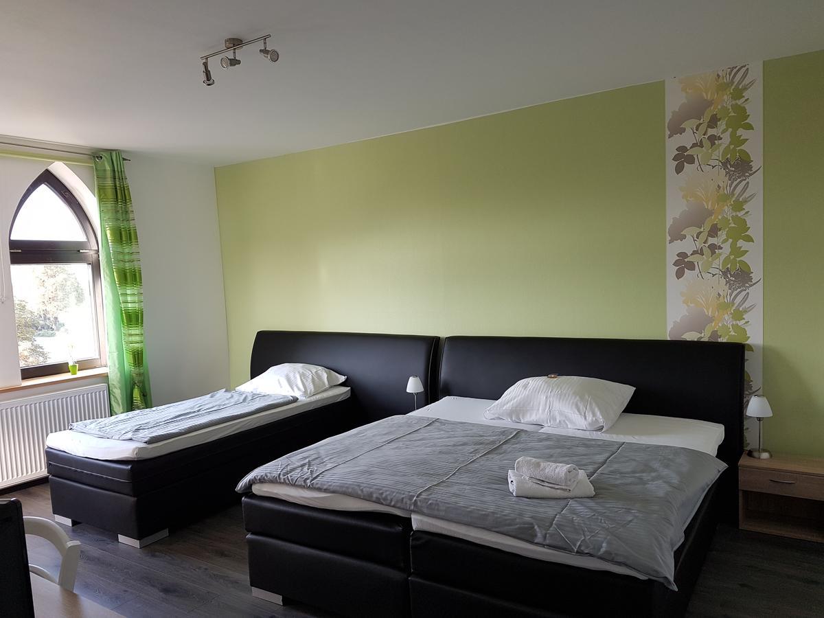 Bennetts Restaurant Und Hotel Wittingen ภายนอก รูปภาพ